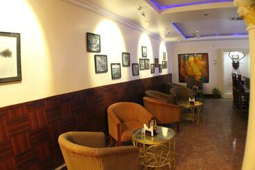 هتل Sneha Clarks Inn Suites Nepalgunj