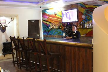 هتل Sneha Clarks Inn Suites Nepalgunj