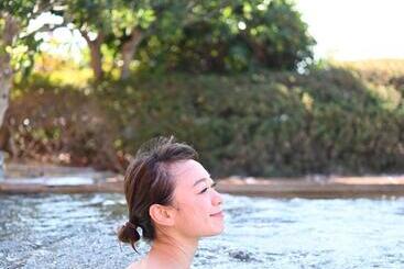 هتل Sun Resort Shirahama