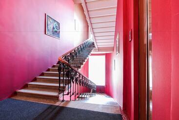 هتل Superhostel On Mayakovskogo 27