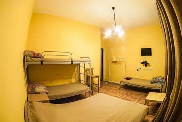 پانسیون Old Flat Guest House On Ligovskiy