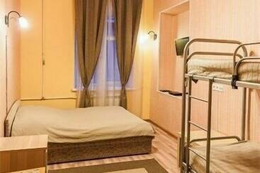 پانسیون Old Flat Guest House On Ligovskiy