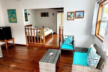 استراحتگاه Maya Beach