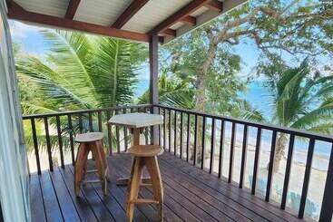 استراحتگاه Maya Beach