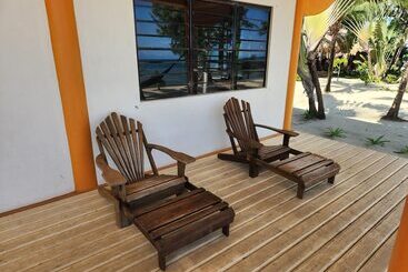 استراحتگاه Maya Beach