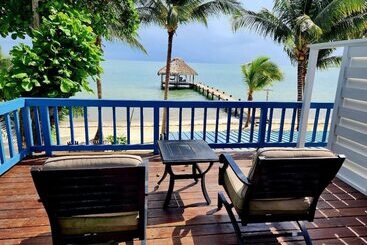 استراحتگاه Maya Beach