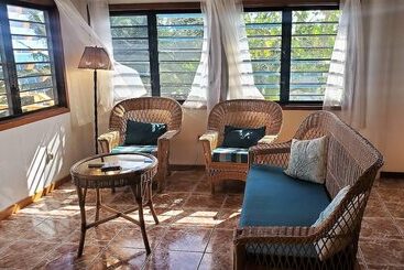استراحتگاه Maya Beach