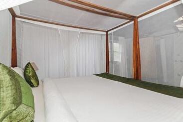استراحتگاه Stayapart Village Susegat