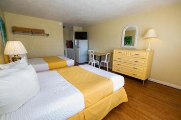 American Safari Motel