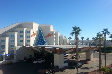 Avi Resort & Casino