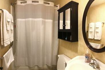 Bad Rock Bed And Breakfast Inn