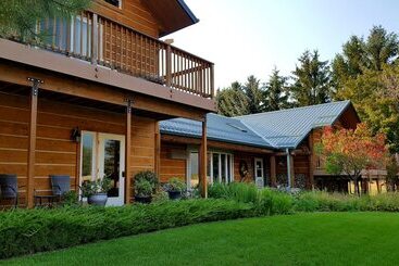 Bad Rock Bed And Breakfast Inn