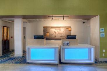 هتل Holiday Inn Express & Suites Tempe By Ihg