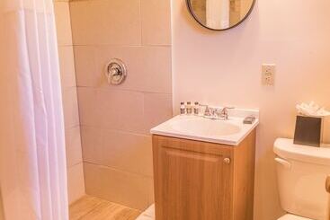 هتل Alpine Trail Ridge Inn