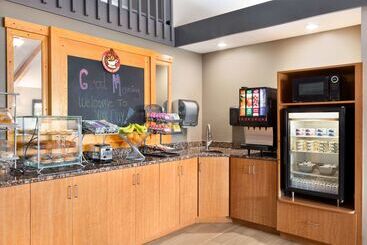هتل Americinn By Wyndham Bemidji