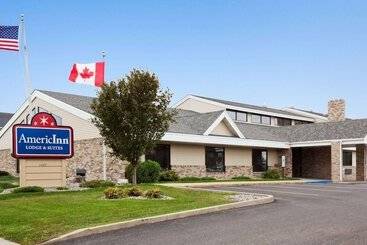 هتل Americinn By Wyndham Fargo West Acres