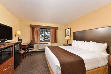 هتل Americinn By Wyndham Fergus Falls  Conference Center