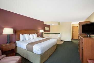 هتل Americinn By Wyndham Kearney