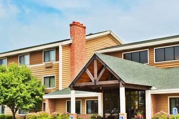 هتل Americinn By Wyndham Kearney