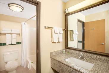 هتل Americinn By Wyndham Kearney
