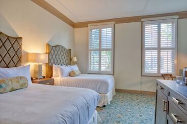 هتل Andrew Pinckney Inn