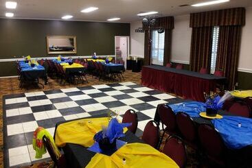 هتل Ashmore Inn And Suites Lubbock