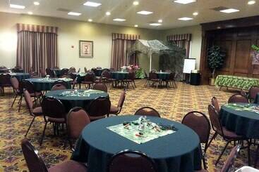 هتل Ashmore Inn And Suites Lubbock