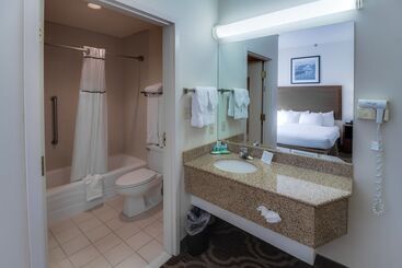 هتل Ashmore Inn And Suites Lubbock