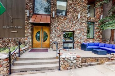 هتل Aspen Mountain Lodge
