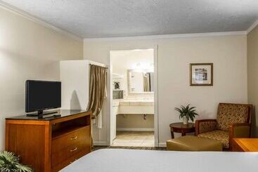 Baechtel Creek Inn, Ascend Hotel Collection