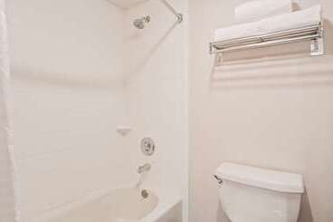 هتل Best Western Plus Twin Falls