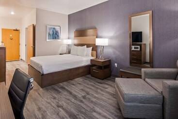 هتل Best Western Plus Twin Falls