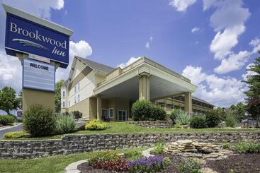 هتل Brookwood Inn Branson