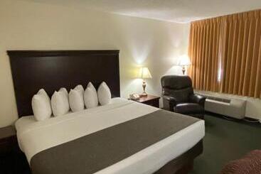 هتل Brookwood Inn Branson