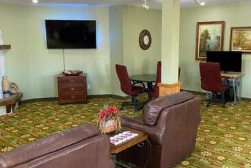 هتل Brookwood Inn Branson