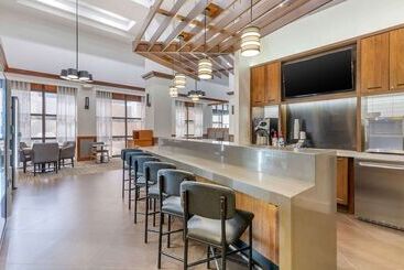 هتل Extended Stay America Premier Suites  Pittsburgh  Cranberry Township  I76