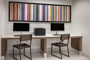 هتل Holiday Inn Express South Portland, An Ihg