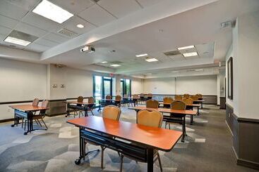 هتل Hyatt Place Baltimore/bwi Airport