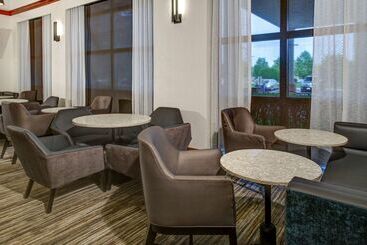هتل Hyatt Place Denver Airport