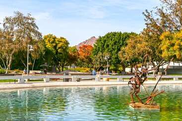 هتل Hyatt Place Scottsdale/old Town