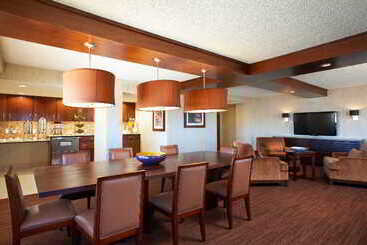 هتل Sheraton Albuquerque Airport