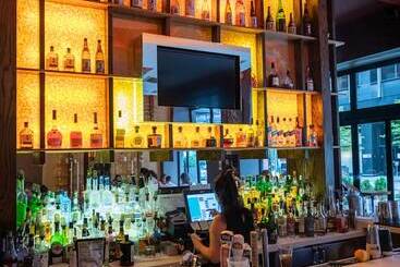 Square Hotel At Times Square