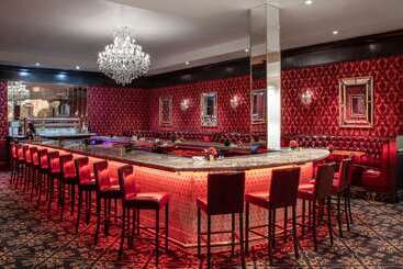 هتل The Antlers, A Wyndham