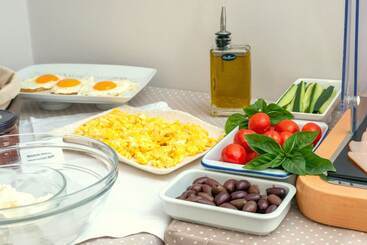 تختخواب و صبحانه Konstantinos