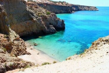تختخواب و صبحانه Konstantinos