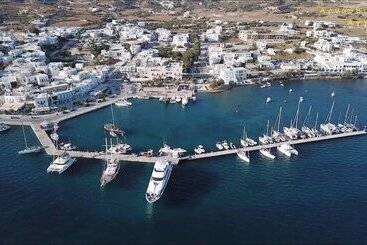تختخواب و صبحانه Konstantinos