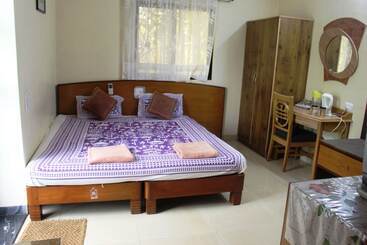 تختخواب و صبحانه Mama Mids Home