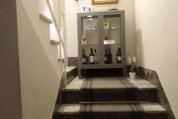 Domus Al Corso Con Servizio B&b