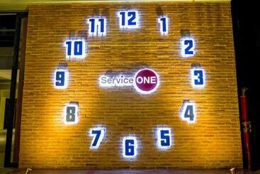 هتل Service One