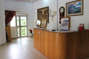 هتل Pioneer Guest Lodge